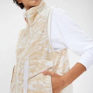 Outdoor Voices Primo Fleece Vest White Cloud Size Large